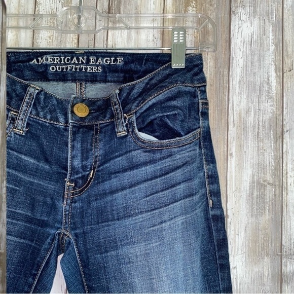 American Eagle Jegging Super Stretch Medium Wash Jeans - Picture 2 of 7
